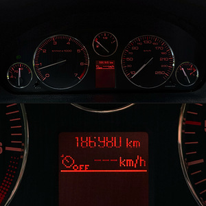 PEUGEOT 407 / REG. TASU MAKSTUD (15 foto / 15)