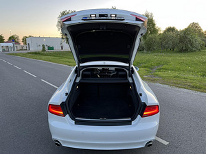 Audi A7 3.0 180kW (8 foto / 15)
