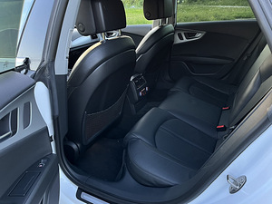 Audi A7 3.0 180kW (9 foto / 15)
