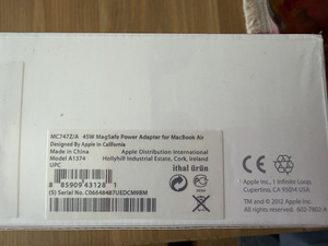 Apple 45W MagSafe Power Adapter (4 foto / 4)