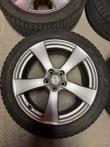 Volvo r18 (3 фото из 6)
