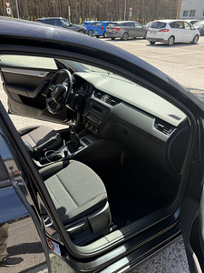 Skoda Octavia 2.0 TDI 110 кВт (8 фото из 10)