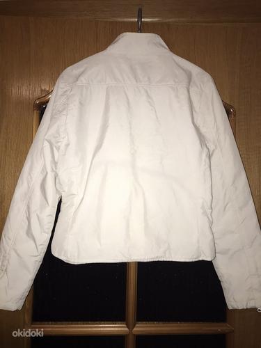 Белая куртка, размер М/38 (фото #4)