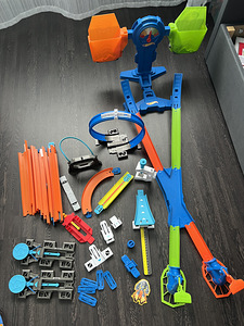 Hot Wheels komplekt (1 foto / 2)