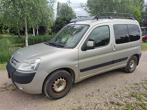 Peugeot partner (3 foto / 9)