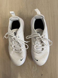 Кроссовки Nike Air Max, размер 33