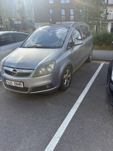 Opel zafira