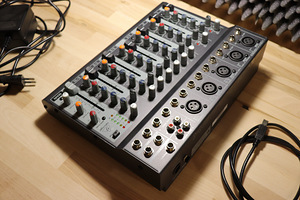 Behringer Xenyx 1002B (2 foto / 4)