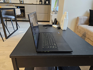 2022 Razer Blade Advanced - i7 11800H, RTX 3070, 32GB DDR4 (1 foto / 4)