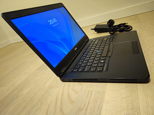 Dell Business E5450 i3, 8GB, 256GB SSD (3 фото из 8)