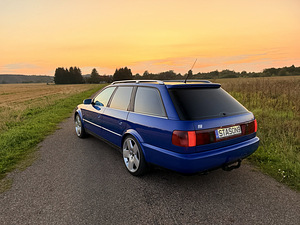 Audi a6 (4 фото из 6)