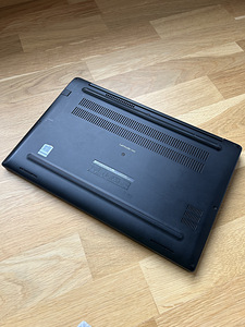 Dell Latitude 7490 i7, 512GB SSD, 16GB RAM (3 foto / 3)