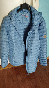 Куртка женская (3 фото из 3)