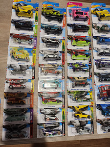 Hot wheels avatud ja avamata mudelid (8 foto / 10)