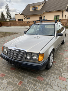 W124 mercedes-benz e260 (1 foto / 12)
