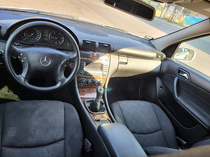 Mercedes-Benz c200 (3 foto / 14)