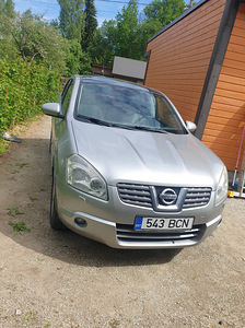 NISSAN QASHQAI (3 foto / 9)
