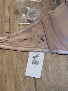 Calvin Klein rinnahoidja 36 b (2 foto / 2)