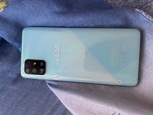 Samsung A 71 (3 фото из 3)