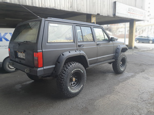 JEEP CHEROKEE XJ 92 OFFROAD RAPTOR (4 foto / 4)
