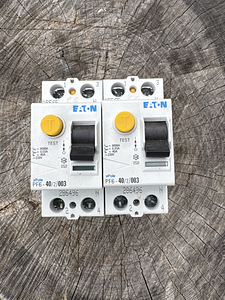 Rvk Eaton 40A 2p (1 foto / 1)