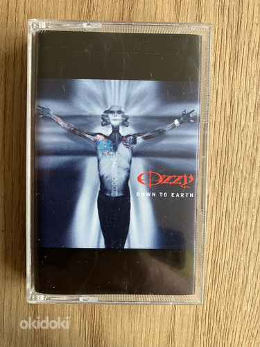 OZZY OSBOURNE – DOWN TO EARTH