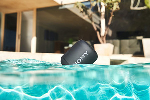 Sony veekindlate juhtmevabade BT akukõlarite stereokomplekt (3 foto / 4)