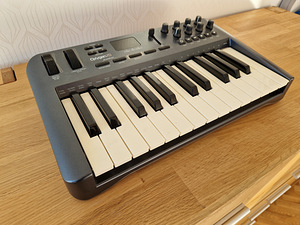 Midi keyboard M-audio Oxygen 25 (2 foto / 3)