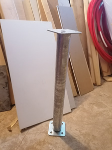 Metall jalad (3 foto / 3)