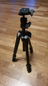 Statiiv Manfrotto MKBFRA4-BH BeFree (2 foto / 2)
