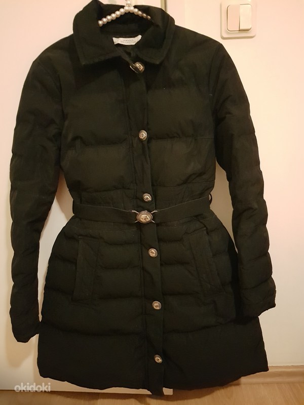 Женская длинная зимния куртка VERSACE XS (фото #1)