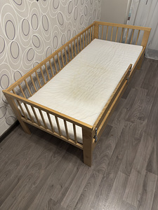 Детская кровать Ikea 160x70 (1 фото из 3)