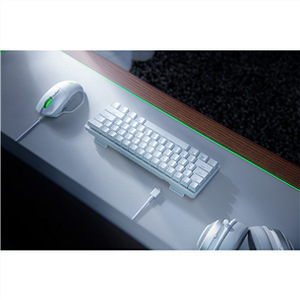 Razer Huntsman Mini Mercury Ed. Red Switch, SWE, valge - Meh (6 foto / 6)