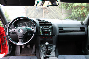 BMW E36 316 2.8 R6 142kv. (12 foto / 15)