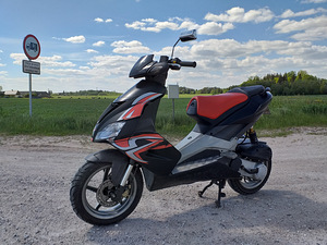Aprilia SR70R Airsal Racing Roller / Mopeed (1 foto / 5)