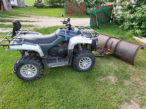 ATV DINLI CENTHOR 700cc + LUMESAHK (1 foto / 8)