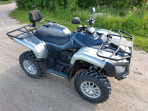 ATV DINLI CENTHOR 700cc + LUMESAHK (6 foto / 8)