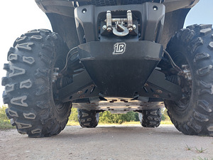 ATV CFMOTO 450L 2018a + Lumesahk (10 foto / 10)