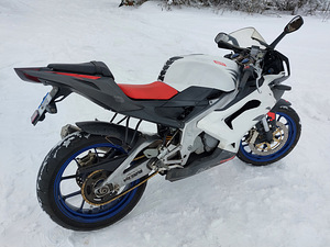 Aprilia RS125 2008 (2 foto / 7)