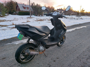 Yamaha Aerox 70cc 2011a Roller / Mopeed (4 foto / 7)