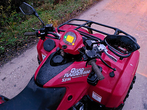 ATV SYM Quadraider 600cc, 2009 г. (9 фото из 10)