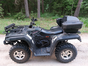 ATV Hisun 700 Dominator II (5 foto / 10)