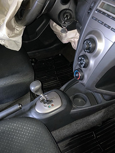 Toyota Yaris varuosadeks (3 foto / 4)