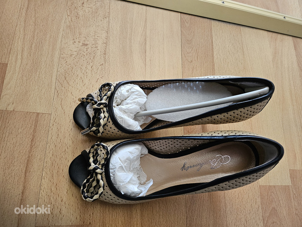 Berkonty, красивые туфли, №38 (24 см) (фото #1)