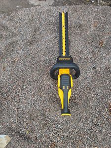 Hekilõikur DeWALT DCM563PB-XJ (3 foto / 4)