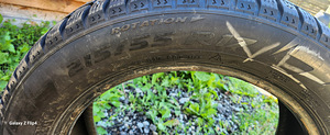 Müüa naastrehvid 215x55x17 Goodyear (2 foto / 10)