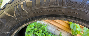 Müüa naastrehvid 215x55x17 Goodyear (10 foto / 10)