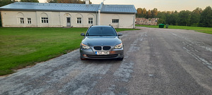 BMW 520 (2 фото из 14)