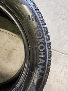 225/ 60 r18 Yokohama (6 foto / 6)