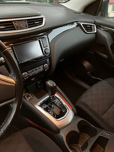 Nissan Qashqai 2014 (6 foto / 9)